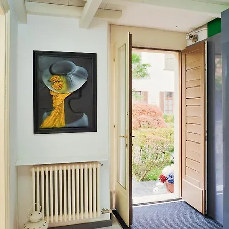 Nona Lakeside At Patrician * בלאג'יו