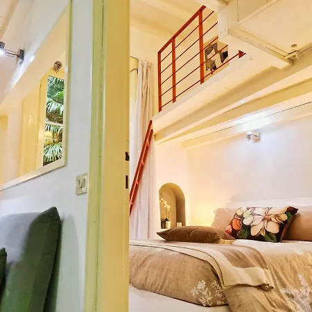 Nona Lakeside At Patrician *