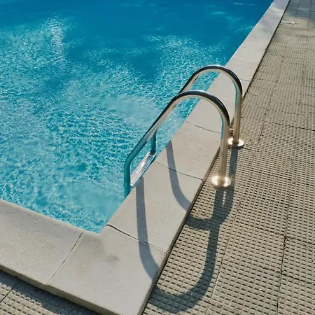 Nona Lakeside At Patrician Apartmán