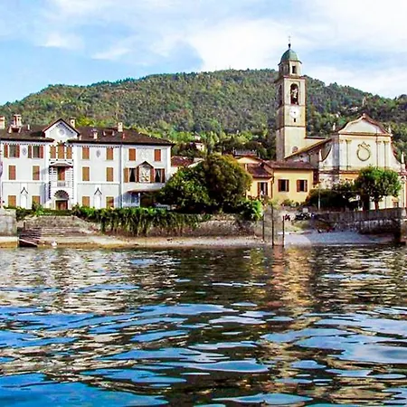 Nona Lakeside At Patrician Apartmán *