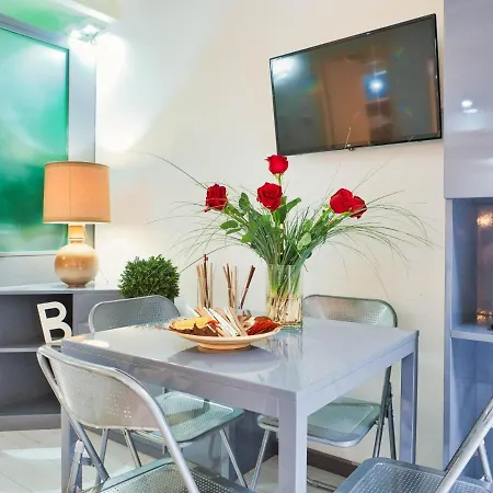 Nona Lakeside At Patrician *