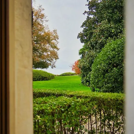 Nona Lakeside At Patrician * Bellagio