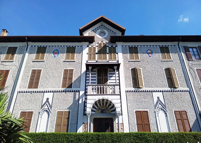 Nona Lakeside At Patrician Appartement *