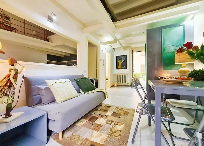 Nona Lakeside At Patrician *